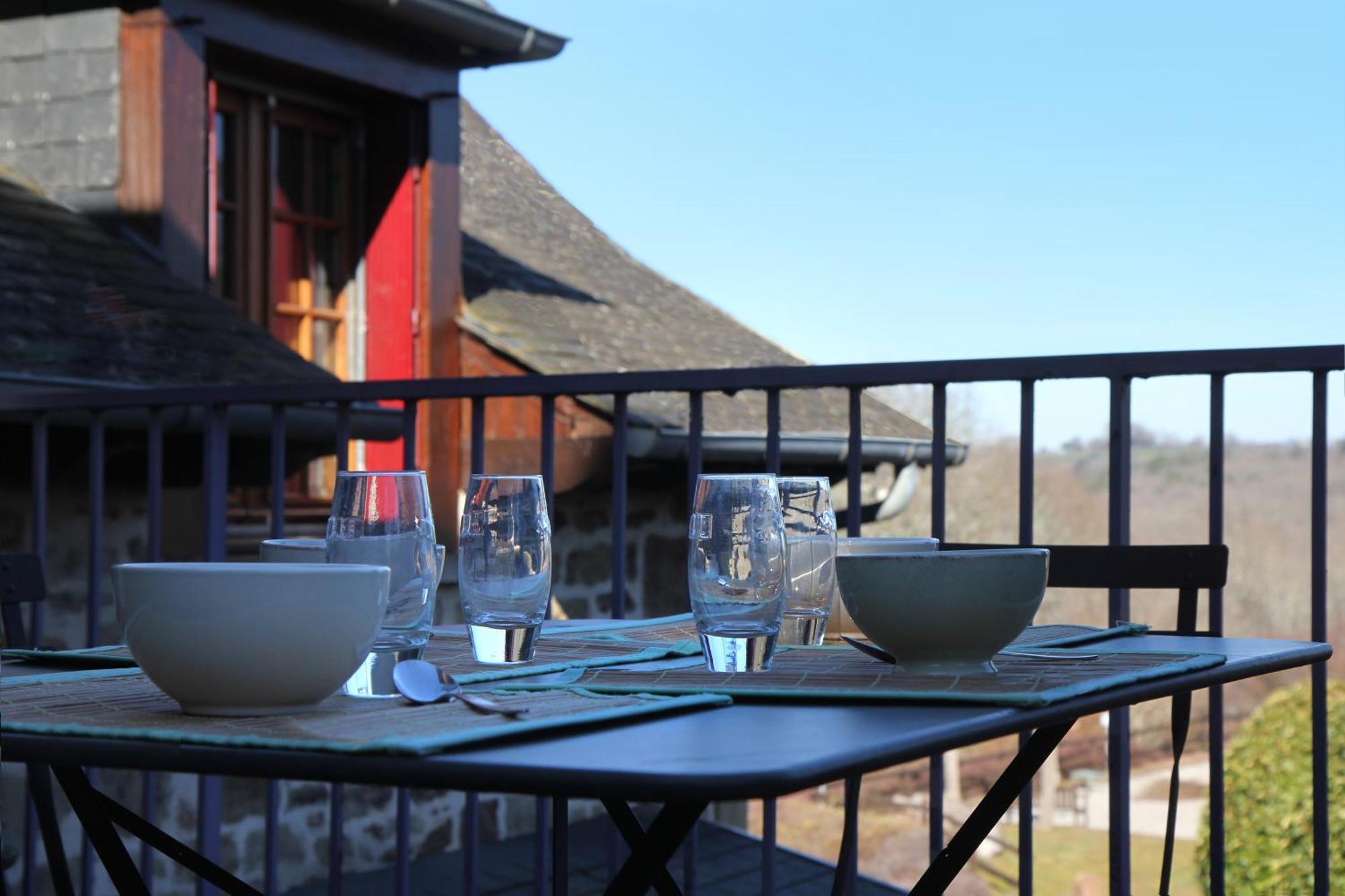 Gite Bellevue - Domaine De La Chapelle En Correze Kültér fotó